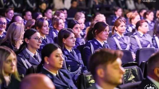 100 lat kobiet w Policji 