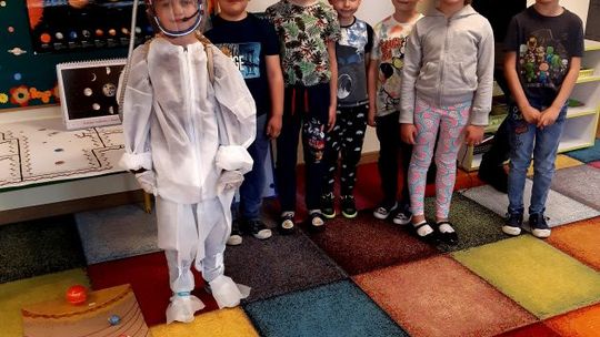 11-stka na fali 89.6 FM: Kosmos jest ogromny, a ufoludki są zieloni i mają chude ręce i nogi