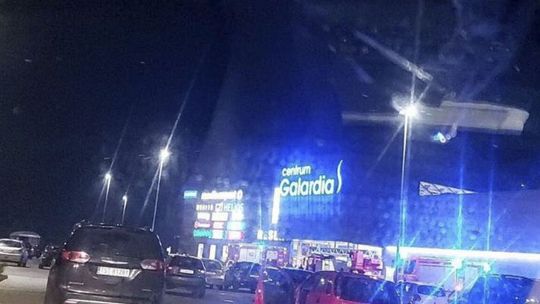 140 osób ewakuowanych z galerii w Starachowicach