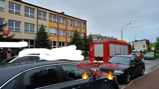 180 uczniów ewakuowanych ze szkoły w skarżyskiej samochodówce