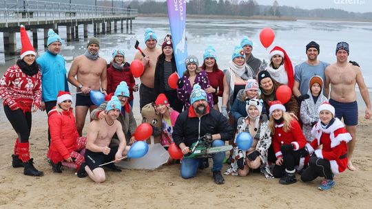 2 Świąteczna PIĄTKA z Morsowaniem (zdjęcia)