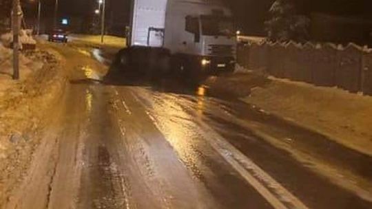 20 kolizji po marznących opadach deszczu