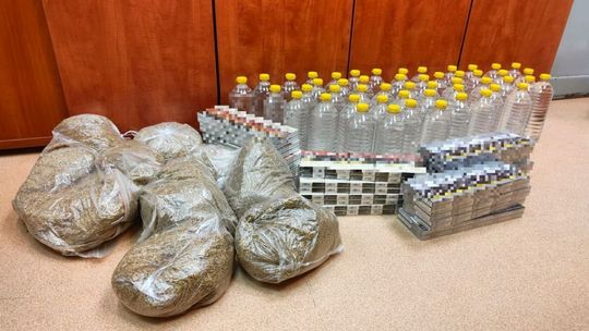 3600 papierosów, spirytus i krajanka tytoniowa Wszystko bez akcyzy