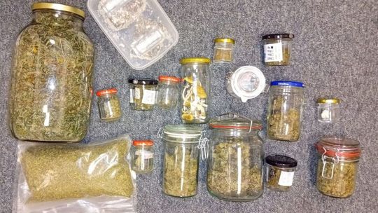 45-latek zatrzymany z 3 kilogramami narkotyków