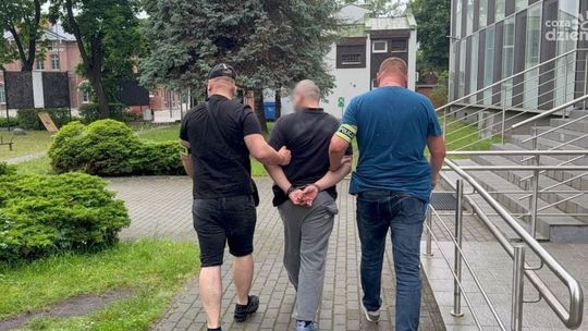 49-latek z powiatu staszowskiego poszukiwany listem gończym złapany po drugiej stronie Polski