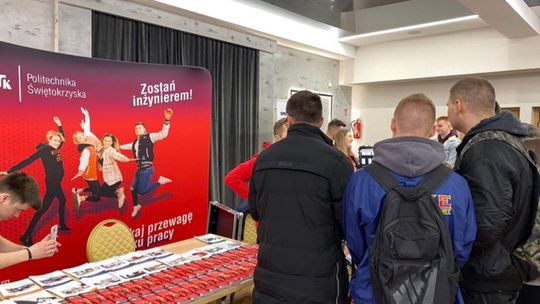 Absolwenci Politechniki Świętokrzyskiej z najlepszą gwarancję zatrudnienia 