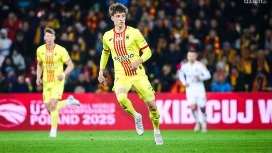 Adam Chojecki przedłużył kontrakt z Koroną Kielce i został wypożyczony