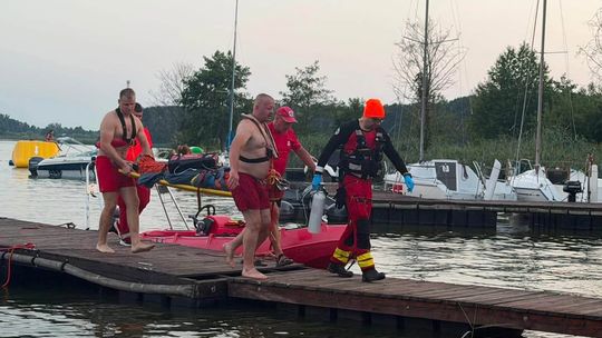 Akcja ratunkowa nad Zalewem Cedzyna. Współpraca służb uratowała życie 19-latka
