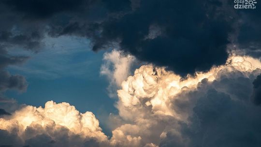 Alert IMGW. W niedzielę możliwe są burze