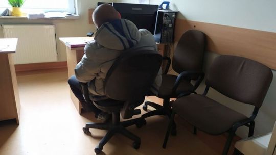 Amatorzy "darmowej" kawy i przyborów do golenia w rękach policji