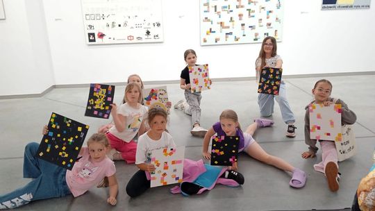 Artystycznie lato w ostrowieckim BWA