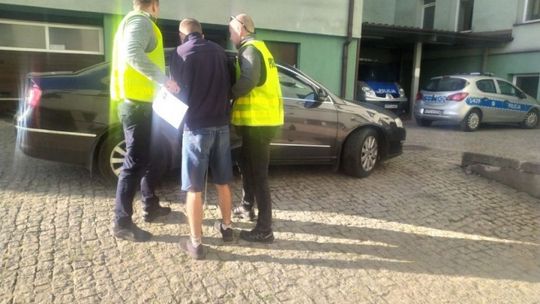 Atak na tle rasowym. 21-latkowi grozi do 12 lat więzienia