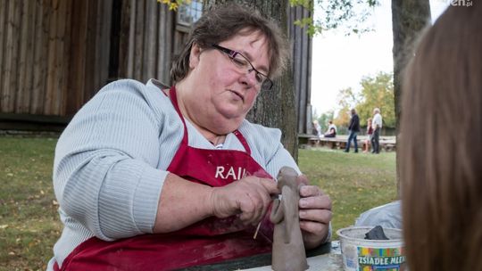 Atrakcyjna "Rodzinna niedziela w skansenie"  