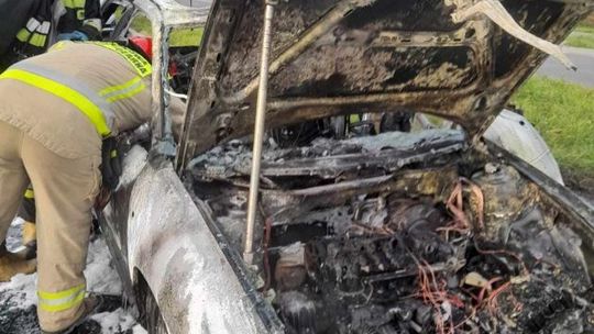 Auto stanęło w płomieniach na ul. Krakowskiej
