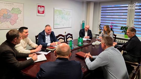 Autobusy zostają. Powiat Ostrowiecki utrzymuje wszystkie linie mimo braku dofinansowania
