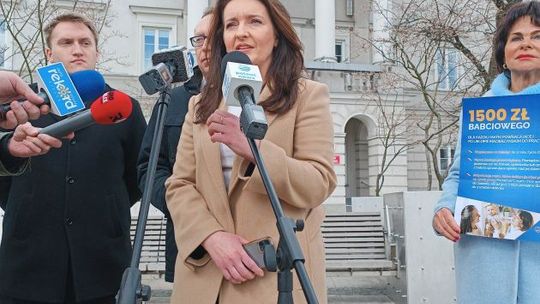 Babciowe to nie licytacja z PiS