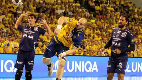 Barcelona lepsza od Łomży Vive Kielce. Zdecydowały rzuty karne