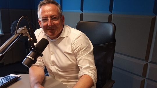 Bartłomiej Sienkiewicz: podatek od reklam to próba "orbanizacji" mediów