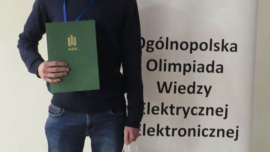 Bartłomiej Wiśniewski z ostrowieckiego technikum laureatem ogólnopolskiej olimpiady 