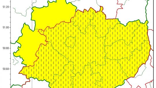 Będą burze z ulewnym deszczem i gradem 