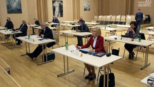 Będą dwa głosowania nad odwołaniem marszałka i zarządu województwa świętokrzyskiego 