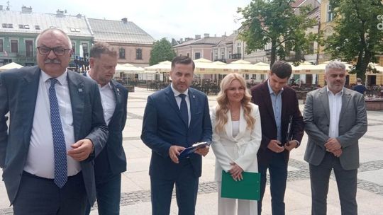 Bezpartyjni i Niezależni Kamila Suchańskiego dołączają do Bezpartyjnych Samorządowców