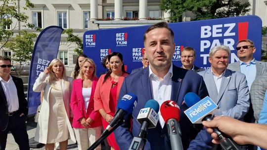 Bezpartyjni Samorządowcy zaprezentowali wszystkich kandydatów do Sejmu i Senatu w województwie świętokrzyskim