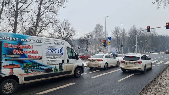 Bezpieczniej na DK42 w Skarżysku-Kamiennej Bezpieczniej na DK42 w Skarżysku-Kamiennej