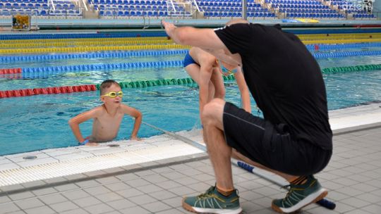 Bezpłatna nauka pływania dla najmłodszych ostrowczan 