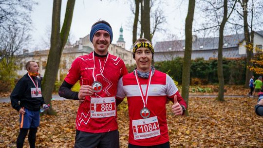 Blisko 1300 biegaczy uczciło Święto Niepodległości w Kielcach