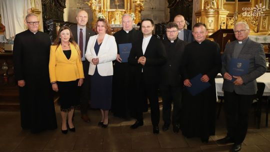 Blisko milion dla świętokrzyskich zabytków!