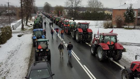 Blokada rolnicza na moście na Wiśle w Annopolu 