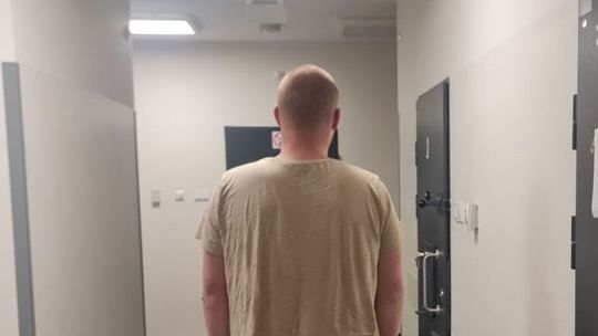 Brawurowa kradzież butelki wódki 