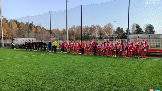 Bucovia gromi rywala