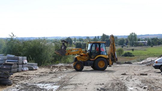 Budowa bocznej od Denkowskiej idzie pełną parą