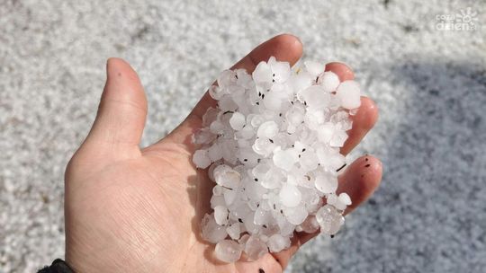 Burze z gradem przeszły przez region