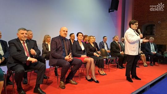 Była premier w Ostrowcu mobilizowała wyborców PiS 