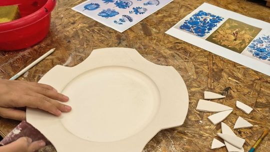 Ceramika na zakończenie wakacji – rusza nabór na praktyki w Instytucie Dizajnu