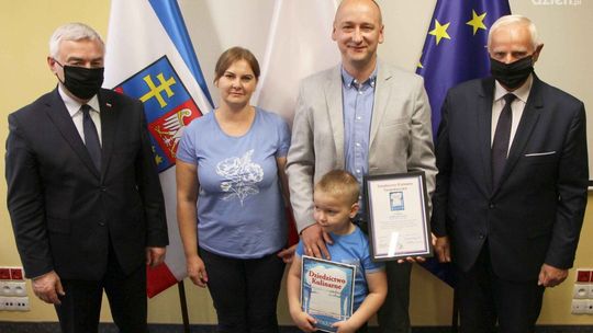 Certyfikaty dziedzictwa kulinarnego regionu dla kolejnych producentów żywności