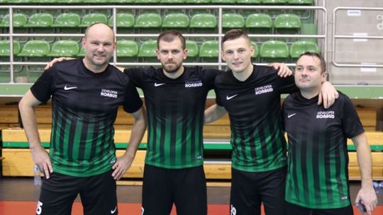 Charytatywnie w siatkonogę. Nasi na podium! 