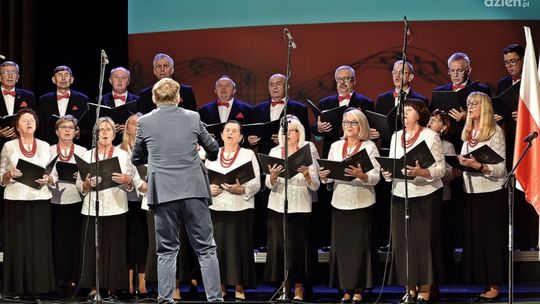 Chór Masłowianie najlepszy w czasie III Regionalnego Przeglądu Pieśni Patriotycznych