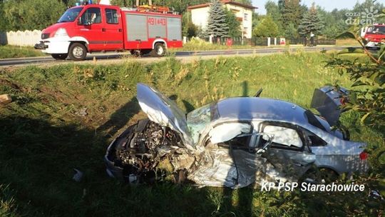 Ciężarówką w Audi. Groźna stłuczka na krajówce 