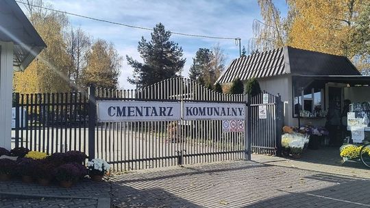 Cmentarz komunalny w Ostrowcu wkrótce będzie większy