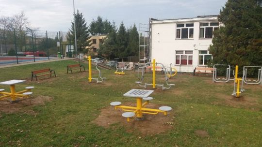 ĆMIELÓW - będzie, gdzie poćwiczyć i odpocząć