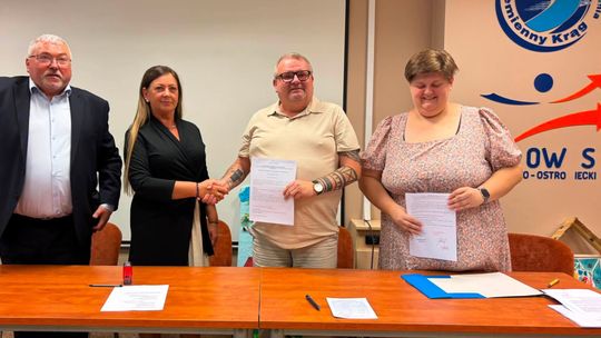 Ćmielów z pełnym dofinansowaniem. Podpisano umowę na realizację nowej inwestycji