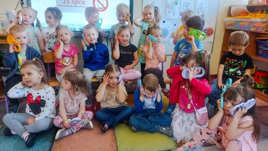 "Co Za Dzieci": Przedszkolaki z 11-tki wiedzą jak świętować Dzień Bez Telefonu