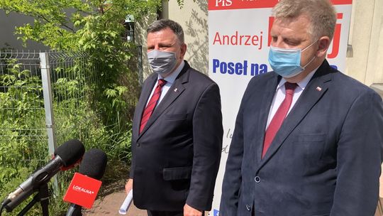 Czemu czekamy tak długo na "małą obwodnicę" Ostrowca Św.? Parlamentarzyści wyjaśniają Czemu czekamy tak długo na "małą obwodnicę" Ostrowca Św.? Parlamentarzyści wyjaśniają