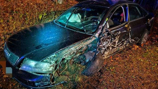Czołowe zderzenie w Wolicy: 22-latek trafił do szpitala