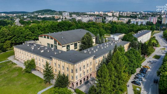 Cztery szkoły w Kielcach zyskają termomodernizację 