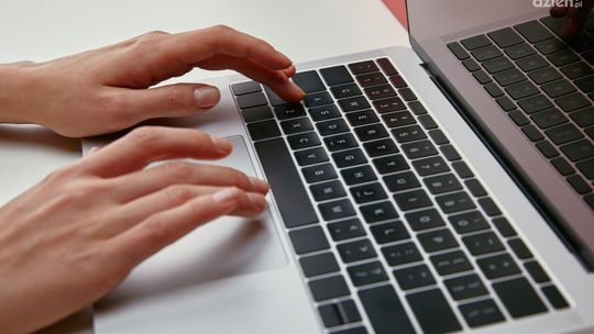 Czy laptop jest dobrym rozwiązaniem dla firm?